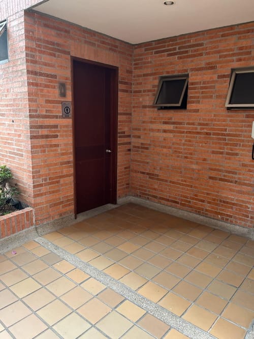 Apartamento de 4 alcobas en venta en Conjunto Residencial La Hacienda, Bucaramanga, 175 m² · foto 23 de 23