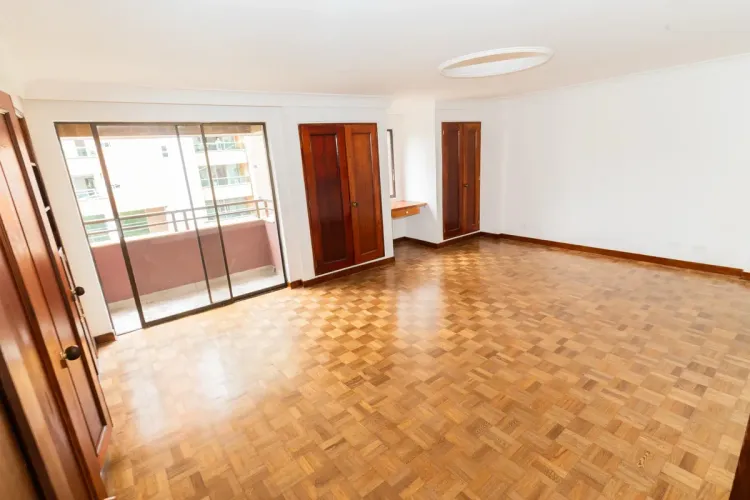 Apartamento de 5 alcobas en venta en Belén, Medellín, 225 m² · foto 17 de 18