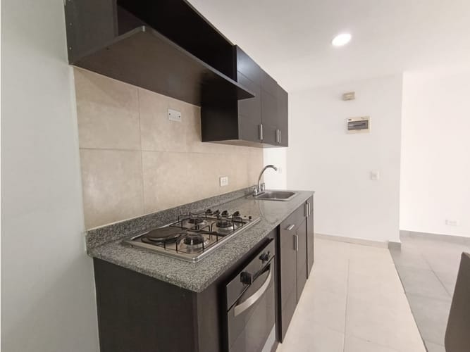 Apartamento de 3 alcobas en venta en Ciudad Del Río, Medellín, 73 m² · foto 7 de 19