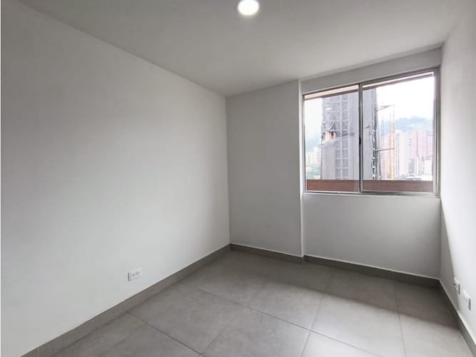 Apartamento de 3 alcobas en venta en Ciudad Del Río, Medellín, 73 m² · foto 11 de 19
