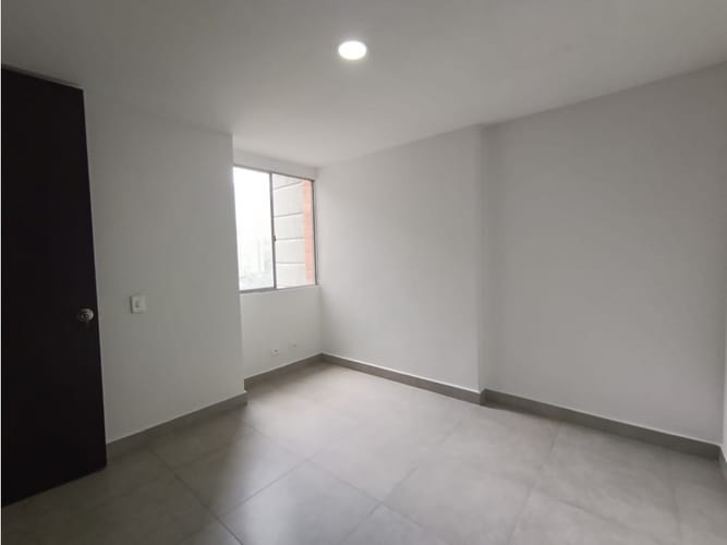 Apartamento de 3 alcobas en venta en Ciudad Del Río, Medellín, 73 m² · foto 13 de 19