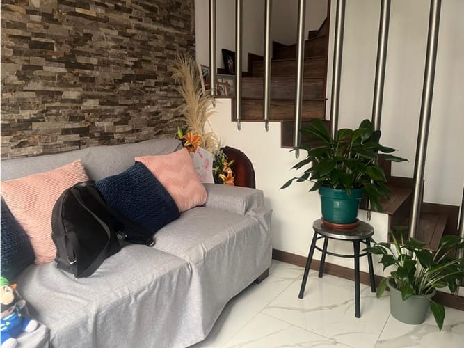 Casa de 3 alcobas en venta en San Nadres, Soacha, 70 m² · foto 4 de 17
