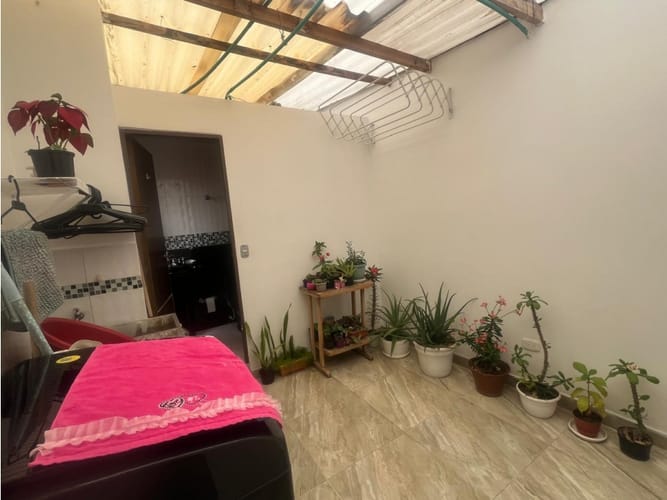 Casa de 3 alcobas en venta en San Nadres, Soacha, 70 m² · foto 10 de 17
