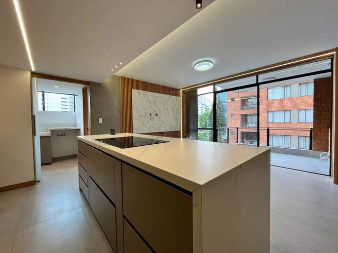 Apartamento de 3 alcobas en venta en El Poblado, Medellín, 110 m² · foto 6 de 11