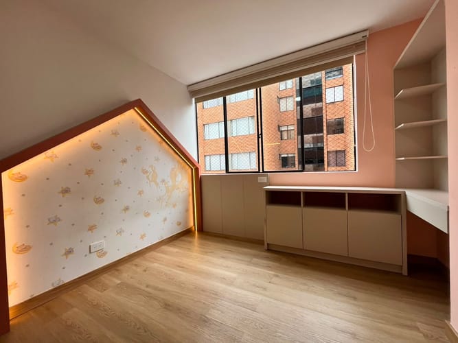 Apartamento de 3 alcobas en venta en El Poblado, Medellín, 110 m² · foto 9 de 11
