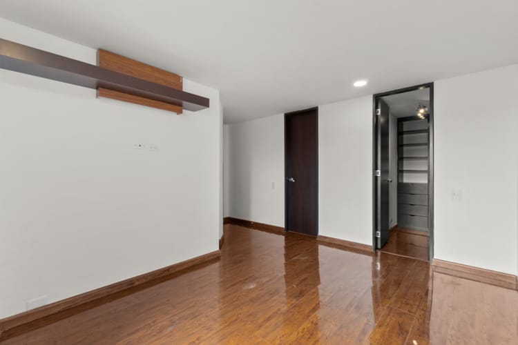 Apartamento de 3 alcobas en venta en San Jose Del Prado, Bogotá, 160 m² · foto 9 de 15