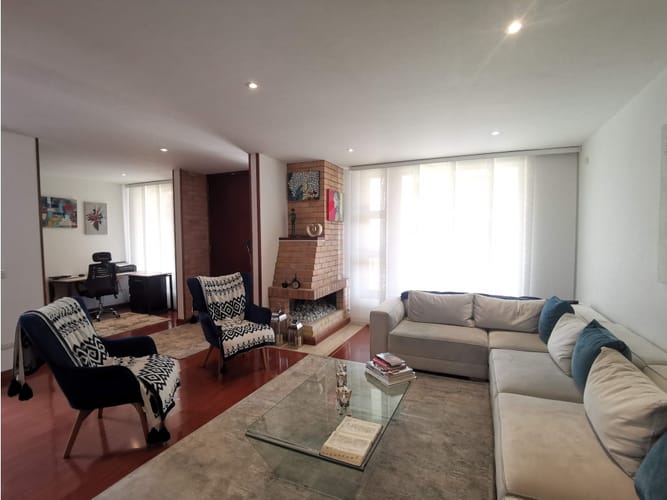Casa de 3 alcobas en venta en Vereda La Balsa, Chía, 230 m² · foto 2 de 24
