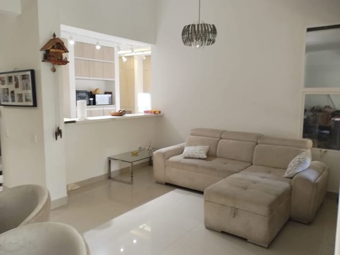 Casa de 3 alcobas en venta en El Castillo, Jamundí, 280 m² · foto 16 de 24