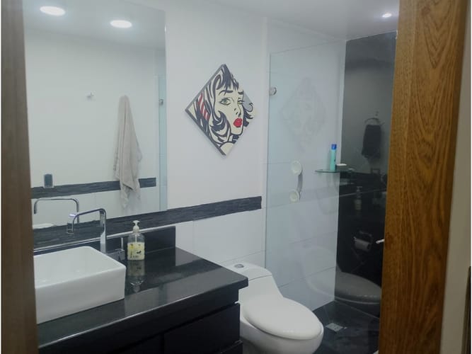 Apartamento de 3 alcobas en venta en Santa Barbara, Bogotá, 170 m² · foto 10 de 13