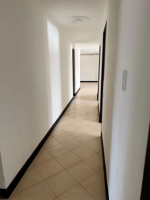 Apartamento de 4 alcobas en venta en Belén, Medellín, 135 m² · foto 5 de 24