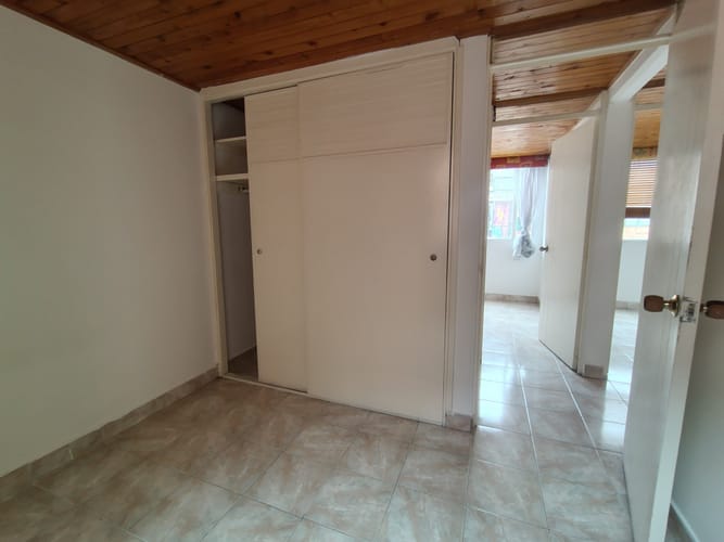 Apartamento de 3 alcobas en arriendo en La Uribe, Bogotá, 42 m² · foto 12 de 15