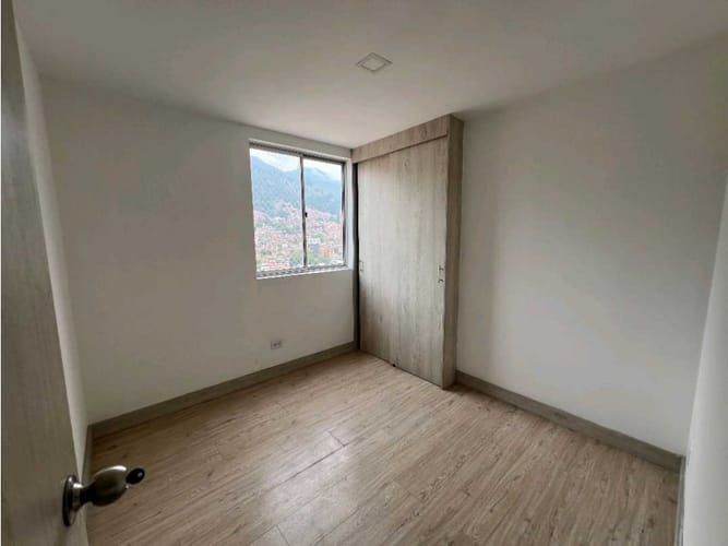 Apartamento de 3 alcobas en arriendo en Caribe, Bello, 60 m² · foto 7 de 11