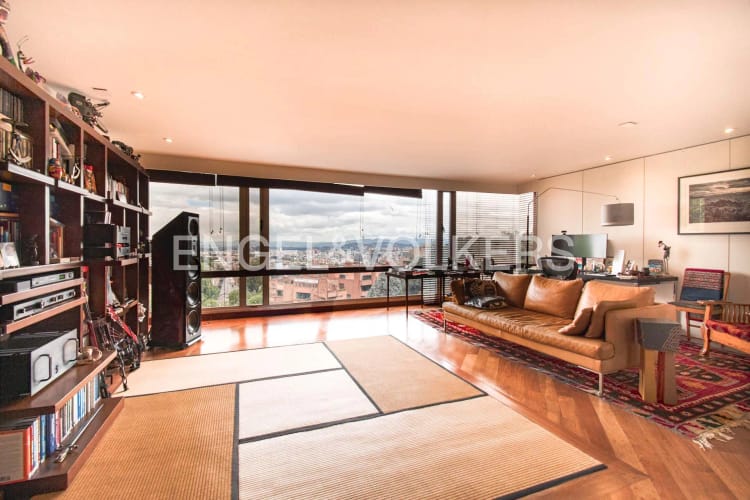 Apartamento de 4 alcobas en venta en Los Rosales, Bogotá, 403 m² · foto 20 de 24