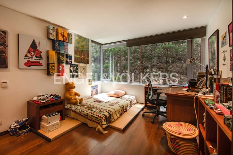 Apartamento de 4 alcobas en venta en Los Rosales, Bogotá, 403 m² · foto 11 de 24