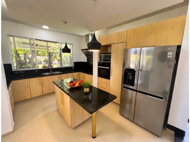 Casa de 5 alcobas en venta en La Morada, Jamundí, 352 m² · foto 13 de 17