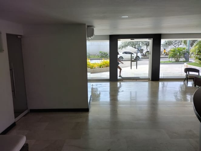 Apartamento de 2 alcobas en arriendo en Bocagrande, Cartagena, 88 m² · foto 8 de 12