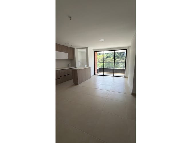 Apartamento de 2 alcobas en venta en La Doctora, Medellín, 66 m² · foto 14 de 24