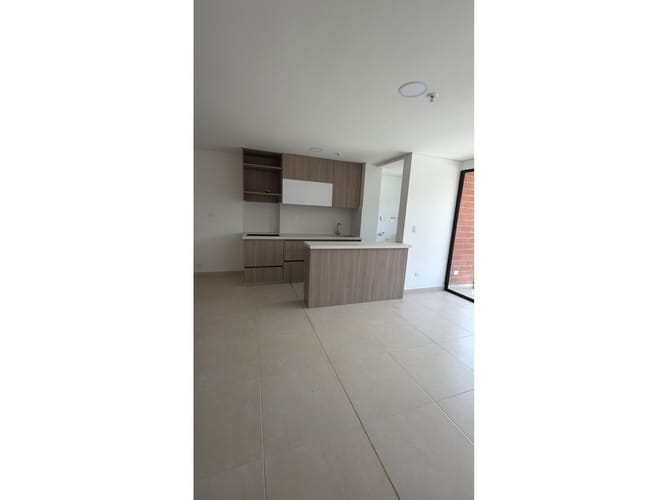 Apartamento de 2 alcobas en venta en La Doctora, Medellín, 66 m² · foto 5 de 24