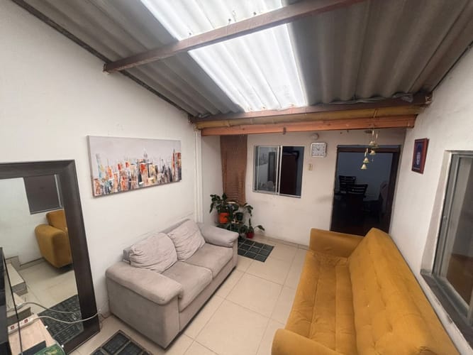 Casa de 8 alcobas en venta en Quiroga, Bogotá, 162 m² · foto 5 de 15