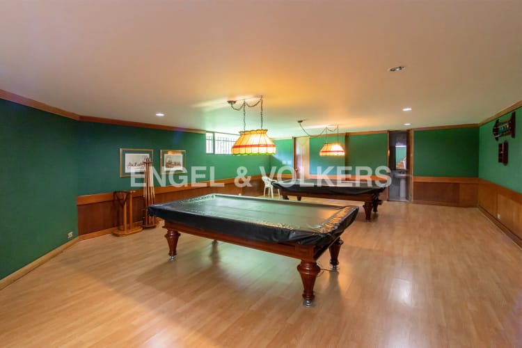 Apartamento de 3 alcobas en venta en Los Rosales, Bogotá, 271 m² · foto 12 de 13