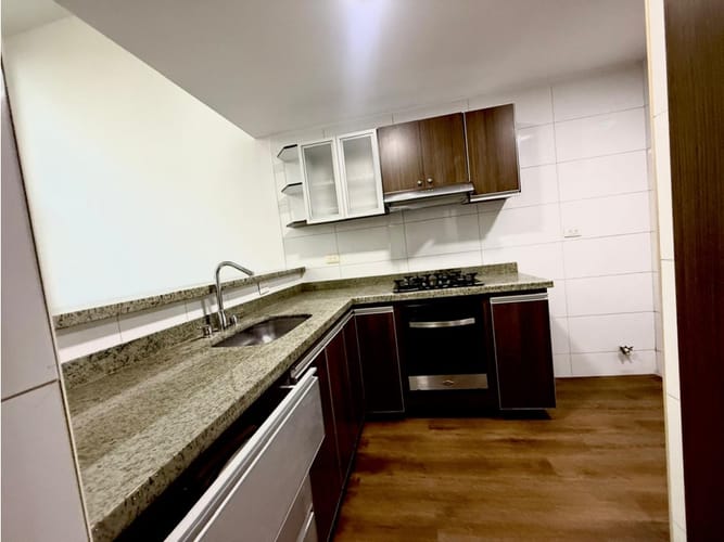 Apartamento de 3 alcobas en venta en Mazuren, Bogotá, 112 m² · foto 4 de 14