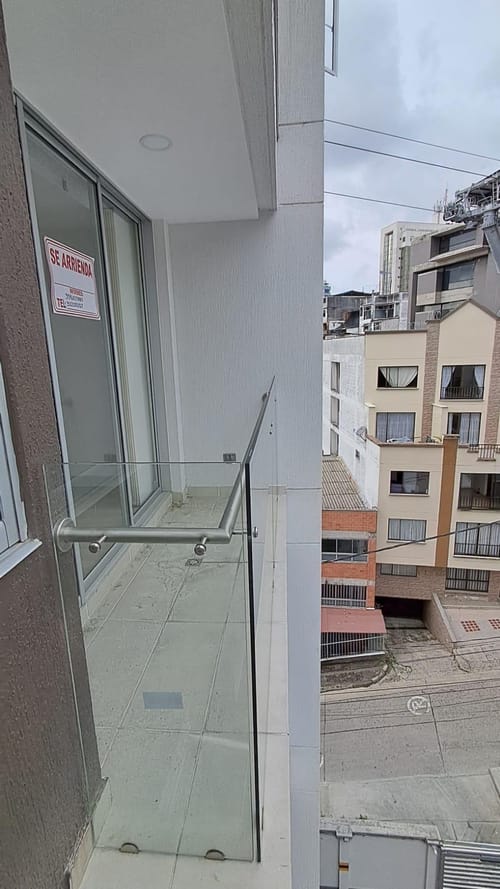 Apartamento de 3 alcobas en arriendo en Cable, Manizales, 72 m² · foto 3 de 17