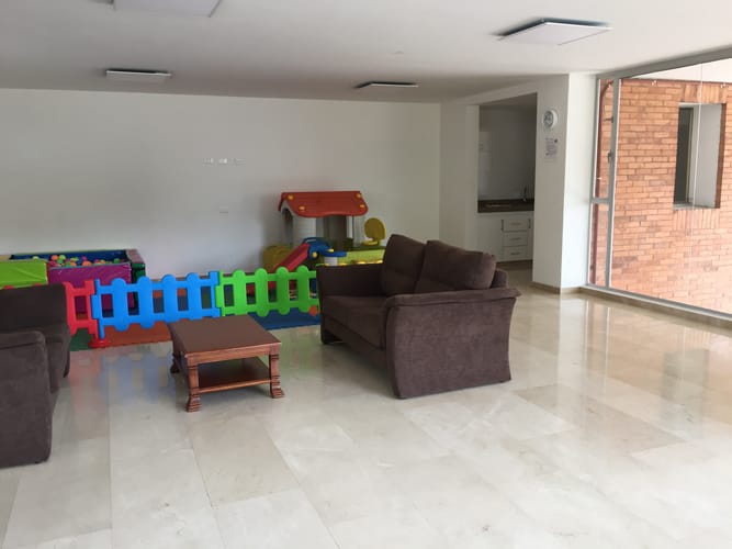 Apartamento de 3 alcobas en arriendo en Santa Paula, Bogotá, 106 m² · foto 19 de 20