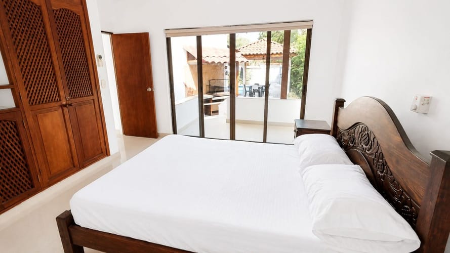 Casa de 3 alcobas en venta en Ricaurte, 425 m² · foto 10 de 15