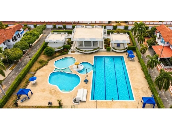 Casa de 3 alcobas en venta en Ricaurte, 158 m² · foto 14 de 18