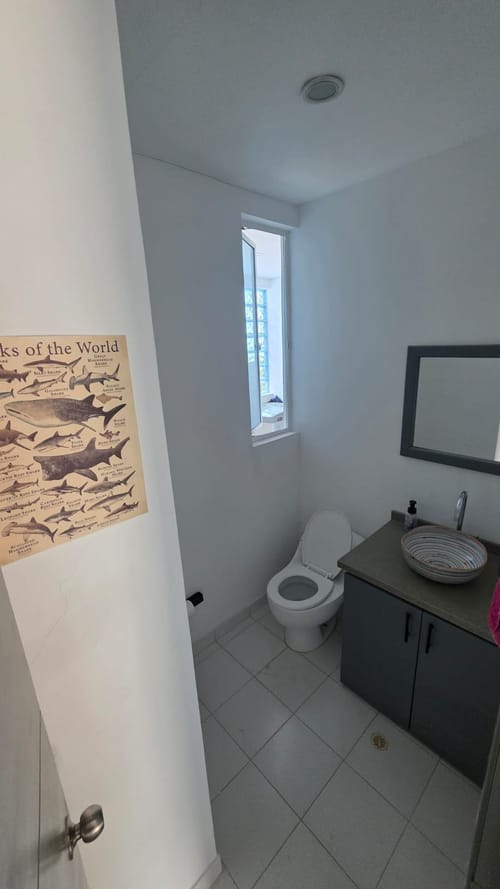 Casa de 3 alcobas en venta en Cn. Los Tulipanes, Girardot, 350 m² · foto 14 de 24