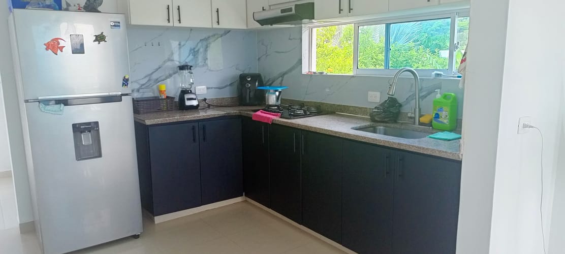 Casa de 3 alcobas en venta en Cn. Los Tulipanes, Girardot, 350 m² · foto 7 de 24