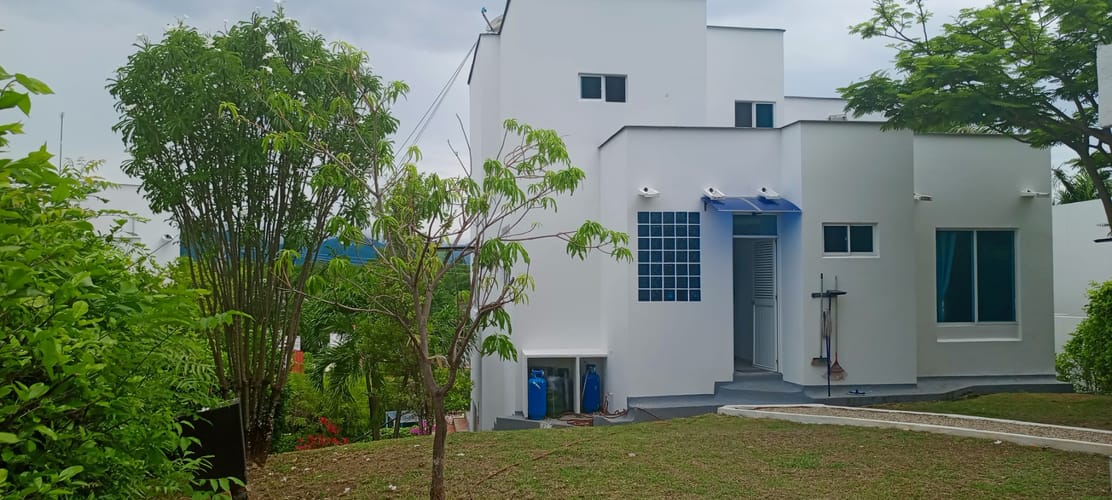 Casa de 3 alcobas en venta en Cn. Los Tulipanes, Girardot, 350 m² · foto 19 de 24