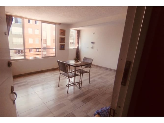 Apartamento de 2 alcobas en venta en Yerbabuena, Chía, 50 m² · foto 3 de 14