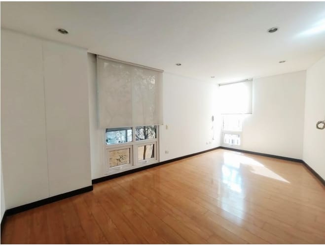 Apartamento de 1 alcoba en arriendo en Los Rosales, Bogotá, 74 m² · foto 8 de 17