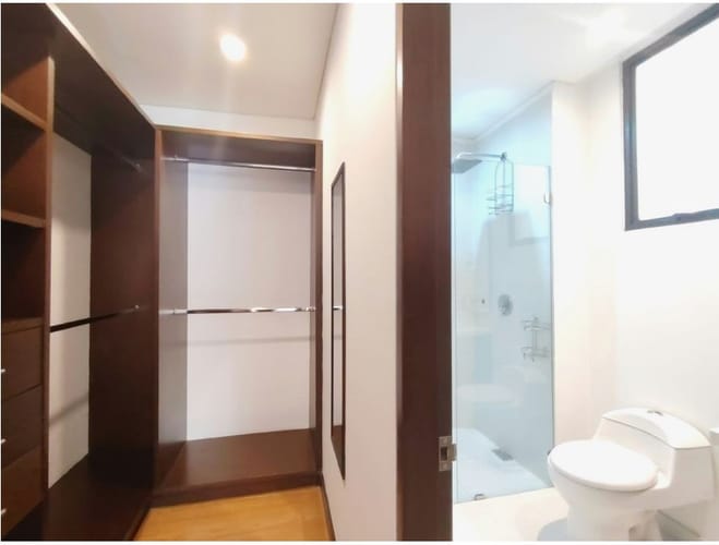Apartamento de 1 alcoba en arriendo en Los Rosales, Bogotá, 74 m² · foto 12 de 17