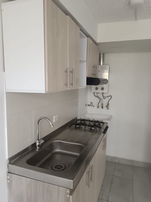 Apartamento de 2 alcobas en arriendo en El Vergel Oriental, Bogotá, 38 m² · foto 7 de 21