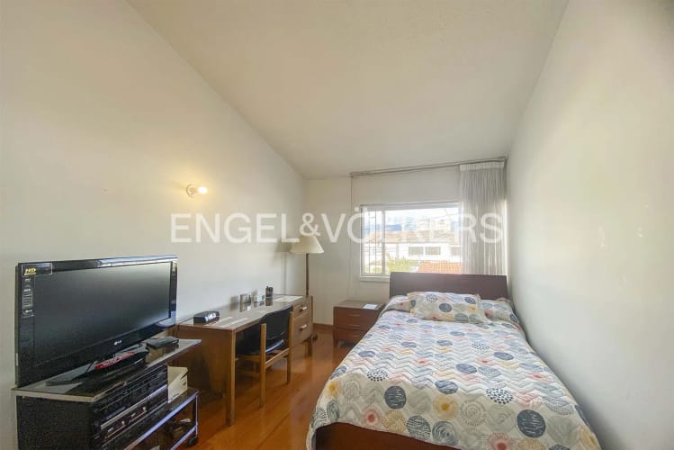 Casa de 4 alcobas en venta en Las Villas, Bogotá, 261 m² · foto 16 de 19