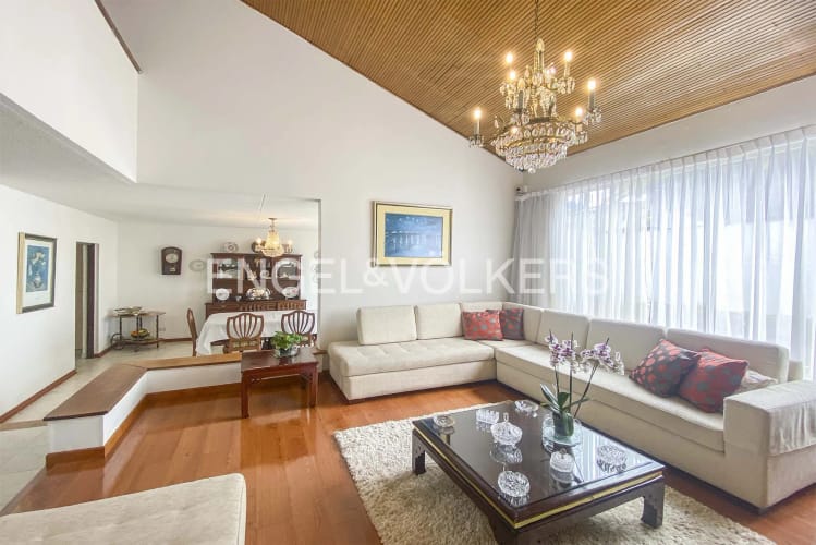 Casa de 4 alcobas en venta en Las Villas, Bogotá, 261 m² · foto 3 de 19