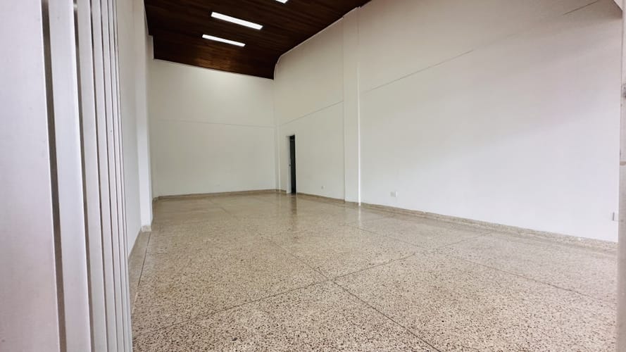 Oficina en arriendo en Urbanizacion La Merced, Cali, 36 m² · foto 7 de 10