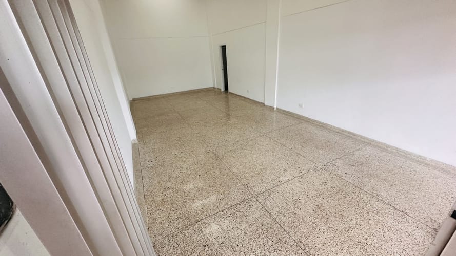 Oficina en arriendo en Urbanizacion La Merced, Cali, 36 m² · foto 8 de 10