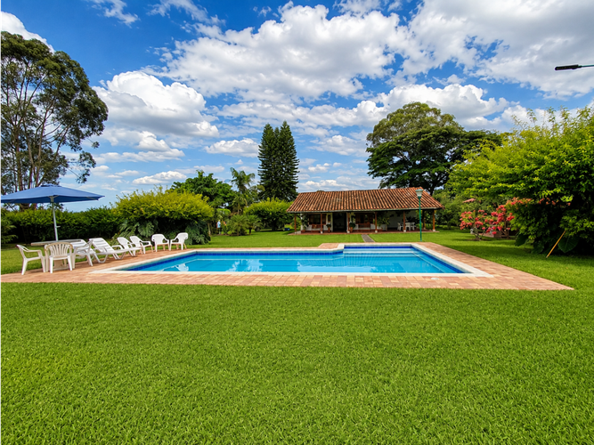 Finca en venta en Arenal, Cali, 320 m² · foto 3 de 24