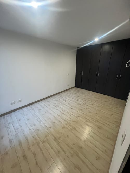 Apartamento de 3 alcobas en arriendo en El Misterio, Cajicá, 71 m² · foto 2 de 6