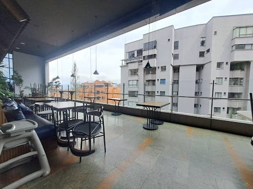 Local en arriendo en El Tesoro, Medellín, 200 m² · foto 15 de 23
