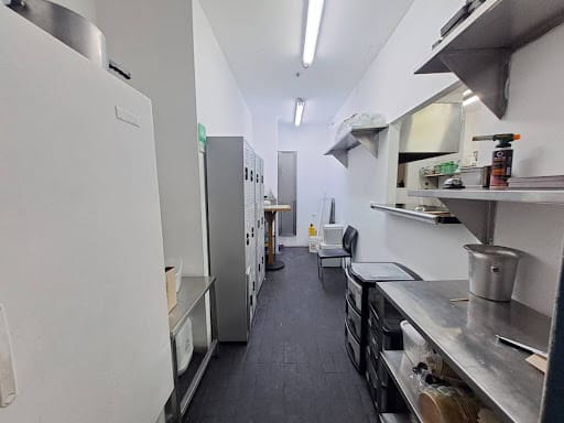 Local en arriendo en El Tesoro, Medellín, 200 m² · foto 19 de 23