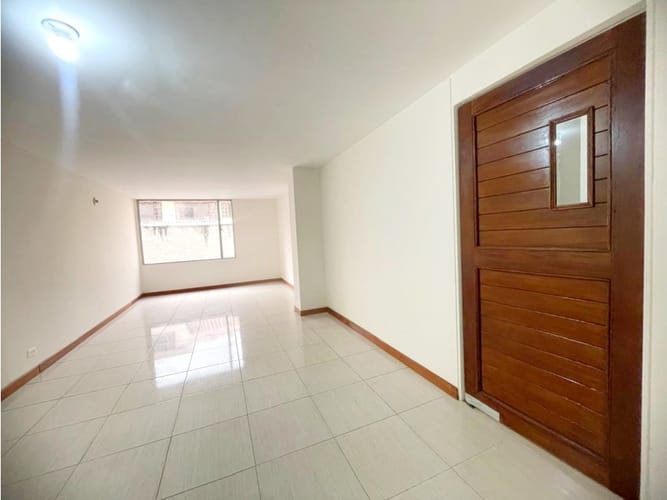Apartamento de 3 alcobas en arriendo en Cedritos, Bogotá, 78 m² · foto 2 de 24