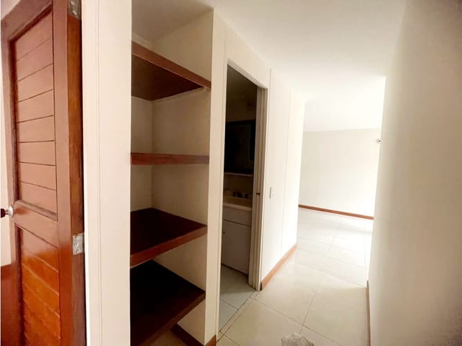 Apartamento de 3 alcobas en arriendo en Cedritos, Bogotá, 78 m² · foto 15 de 24
