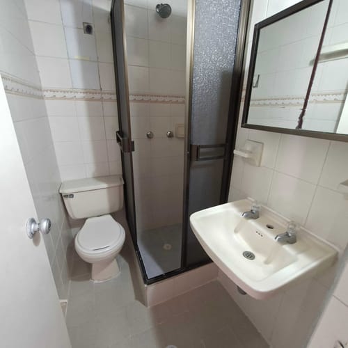 Casa de 4 alcobas en venta en El Tejar, Bucaramanga, 130 m² · foto 4 de 23
