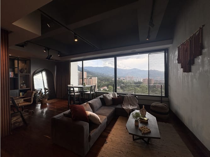 Apartamento de 1 alcoba en arriendo en San Lucas, Medellín, 86 m² · foto 3 de 20