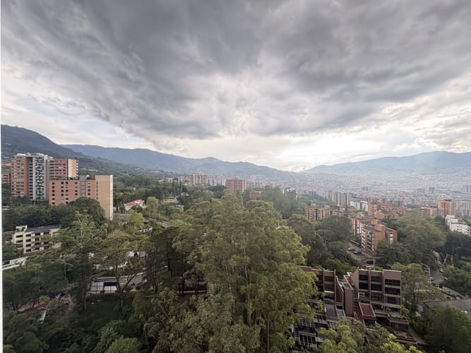Apartamento de 1 alcoba en arriendo en San Lucas, Medellín, 86 m² · foto 11 de 20