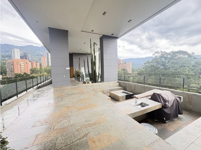 Apartamento de 1 alcoba en arriendo en San Lucas, Medellín, 86 m² · foto 13 de 20